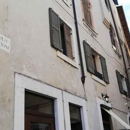 דירות ורונה Il Panorama Di Giulietta מראה חיצוני תמונה